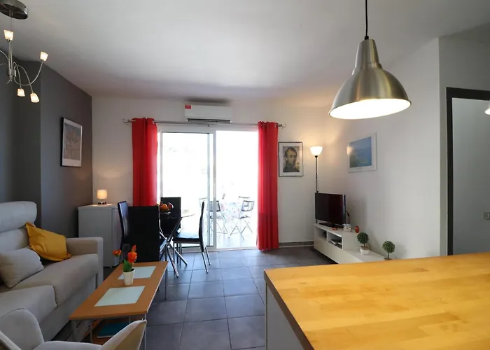 Διαμέρισμα In With Balcony Ρόζες