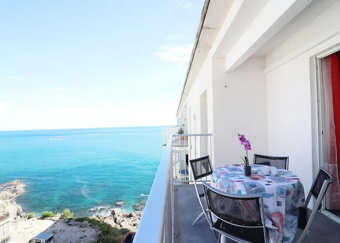 Apartmán In With Balcony Roses